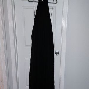 NWT 1Xl fashion nova flowing halter jumpsuit